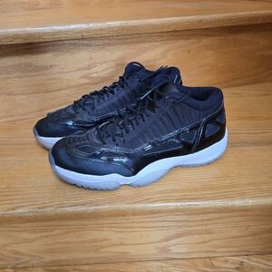 Nike Air Jordan 11 Retro Low IE Space Jam 2019. Size 9.5